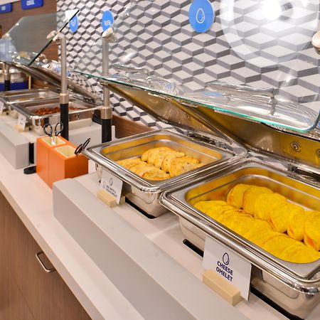 Holiday Inn Express Sidney By Ihg Esterno foto