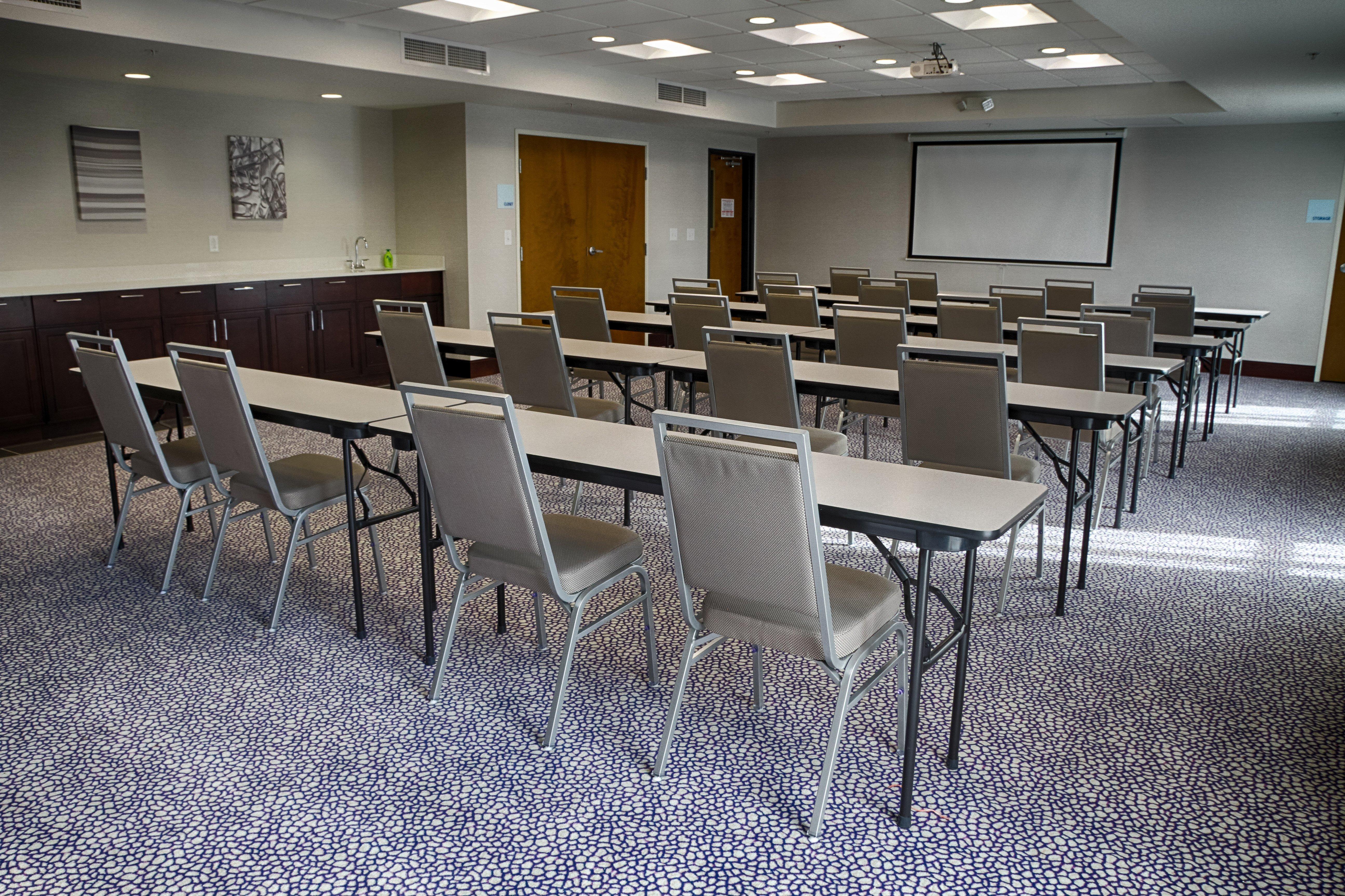 Holiday Inn Express Sidney By Ihg Esterno foto