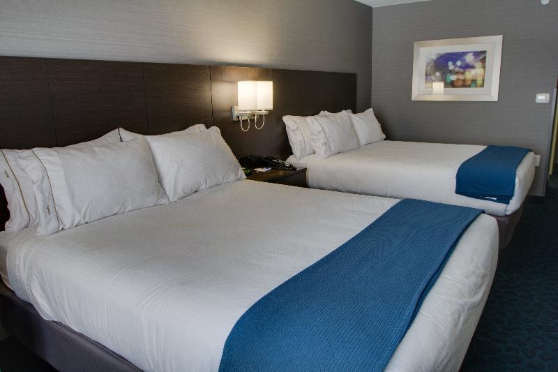 Holiday Inn Express Sidney By Ihg Esterno foto